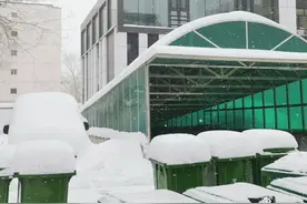 积雪40厘米！乌鲁木齐遭遇今冬最强降雪！中东部大范围雨雪将上线图片