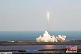 天公不作美！搭载143颗卫星的SpaceX火箭发射推迟图片