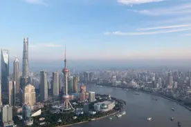 上海2020年GDP数据出炉，为什么说“最后一季”是扭转形势的关键？图片