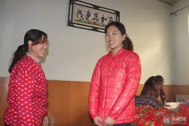 沾化农家妇女刘金美网店销售手工纯棉棉衣：带动附近村四十余人增收还带活年经济图片