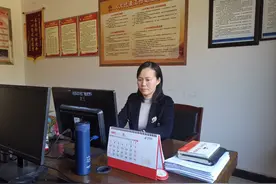天府人物推介（63）丨泸州合江有个女村支书 临产前不愿离工作桌图片