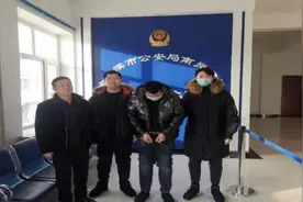 无业男微信群“代开发票”，客户打完钱就被拉黑图片