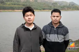 博白一女子因失窃投河轻生，两青年冒险下水将她救回图片