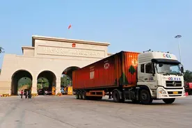 进口水果安全快速入市来图片
