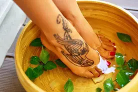 泡脚泡错反伤身，教你正确的泡脚方式图片