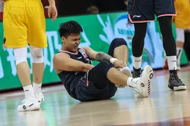 篮球——CBA第二阶段：广东东莞大益对阵苏州肯帝亚图片