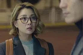 正青春：小贝醉酒遇到情敌，差点发生争斗还好被及时拦下视频封面