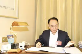 四川省人大代表龚焕楷：打造“成渝双圈”1小时交通联动网 规划研究内自机场图片