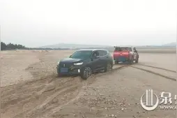 晋江衙口：义务救援趴窝车 却被索要停车费图片