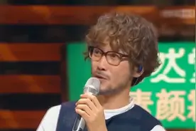 104秒丨昔日唱将周传雄被晚辈点评惨遭节目淘汰 回应称“没有谁应该是谁的导师”图片
