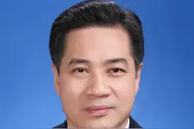 政法人事录｜张泽军当选青海省高级人民法院院长图片