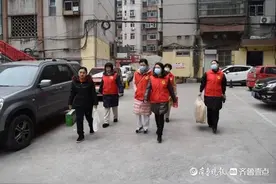 泰安市妇联开展关爱第一书记帮包社区困难群众，过暖冬送温暖活动图片