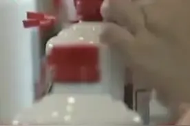 中国财富报道|一酱功成万股哭？“茅族”集体再创新高，却有2700只股票下跌视频封面