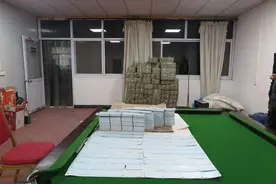 制作假车票51万张、假发票68万张，涉案9400万元！深铁警方打掉一特大制贩售假票窝点图片