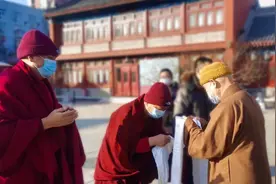 中国佛教协会一行到中国藏语系高级佛学院参访交流图片