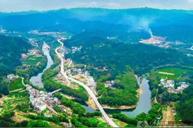 蒙山至金田公路通车 将造福沿线6万群众图片