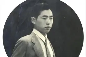 福盈冰城·云享中国年丨他用《友谊和平进行曲》唱响和平之歌图片