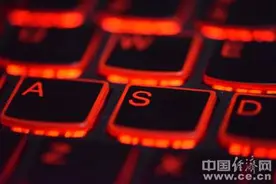 “云拜年”“云聚会”：手机不离手 健康需注意图片