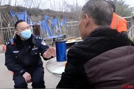 离家出走13年！26岁女子与父亲重逢：不愿再提往事，会尽赡养义务图片
