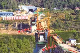 快来看！汉巴南铁路、镇广高速建设进度更新图片