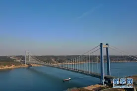 湖北宜都长江大桥通车图片