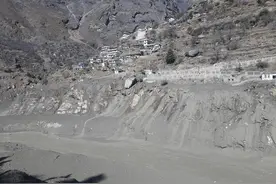 印度冰川断裂已致32人死亡，仍有超过150人失踪图片