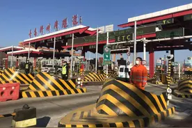 春节通行胶州湾隧道，这些细节要注意图片