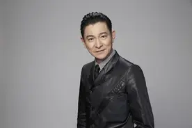 刘德华：这么多年，我学会了让自己活得更自在丨人物图片