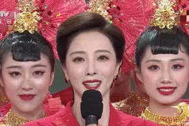 聚焦春晚 |“李思思口红色号”连续三年登顶热搜，网友：在线等，挺急的图片