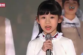 两登春晚的澳门女孩龙紫岚：普通话说唱最挑战 最爱北京的冬天视频封面
