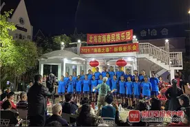 候鸟老人深藏技艺，北海聚集多名离退艺术家，一出手就是一台音乐会图片