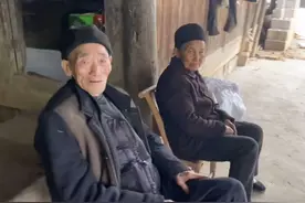 89岁父亲想看高铁，三个儿子想出这个办法……图片