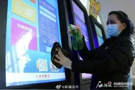 特殊春节档 影院观影防疫两不误图片
