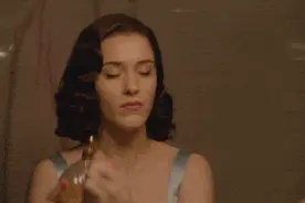 还在买香水你就out了！现在仙女都用香水油图片