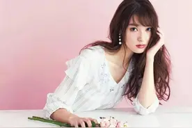 曾获第一届日本“最美20岁女生”奖 宫本茉由有何魅力？图片