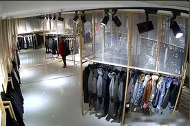 监控曝光！2小时盗窃3部手机 还有4万元貂皮大衣 烟台这个“贼大胆”抓住了图片