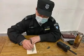 博物馆保安大叔上热搜！绝活惊艳网友……图片