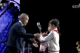 山到高处你是峰！重庆当代“愚公”毛相林“感动中国”图片