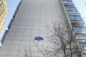 合肥一居民楼电表箱十多天内连续三次起火 供电部门回应疑似人为导致图片
