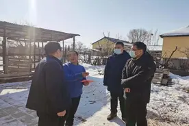 丰满区区长赵洲洋走访慰问前二道乡困难党员和建档立卡贫困户图片