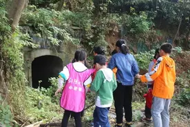 笔架山惊现防空洞、防炮房图片