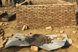 假期私建“钻空子”不料执法“不打烊”图片