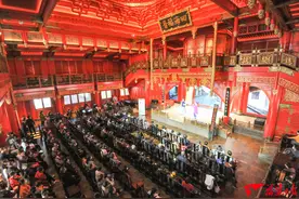 闽剧走进闽越水镇，就地过年年味浓浓图片