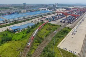 专家：中国有很大可能保持欧盟第一大贸易伙伴地位图片