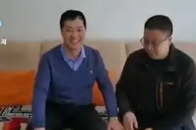 英雄团长拿着的颅骨模型让人泪目 英雄团长祁发宝身体恢复好了吗图片