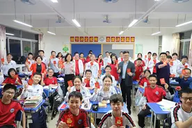 初中三个年级包揽街道第一名！校长禹飚开学讲话：呼唤“南外牛”图片