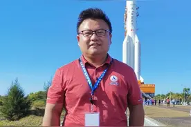 8090航天人│31岁设计师李拴劳，为“嫦娥五号”探测器装上“泊车雷达”图片