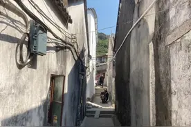 深圳500元月租房屋引发网友热议，记者走访后发现这些问题图片