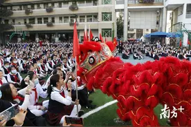 南方+早班车丨新学期新变化！深圳中小学下午六点前可在校写作业图片