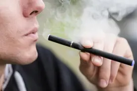 用电子烟来戒烟靠谱吗？图片